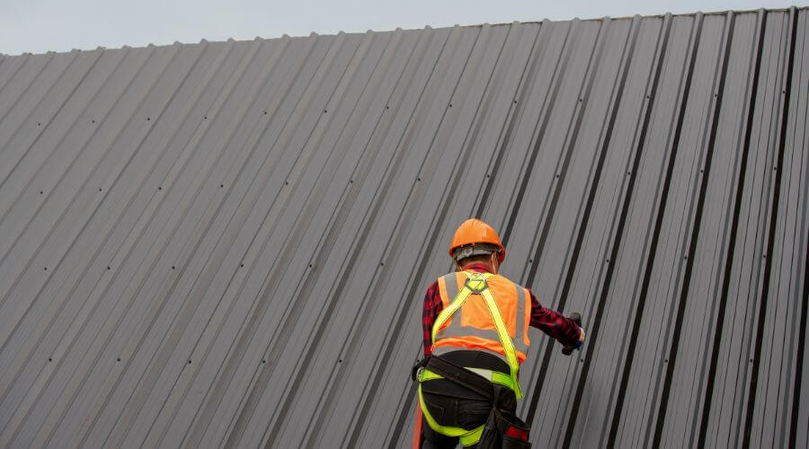 Professional gutter cleaning in Temple, NH